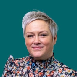 Claire Hinde